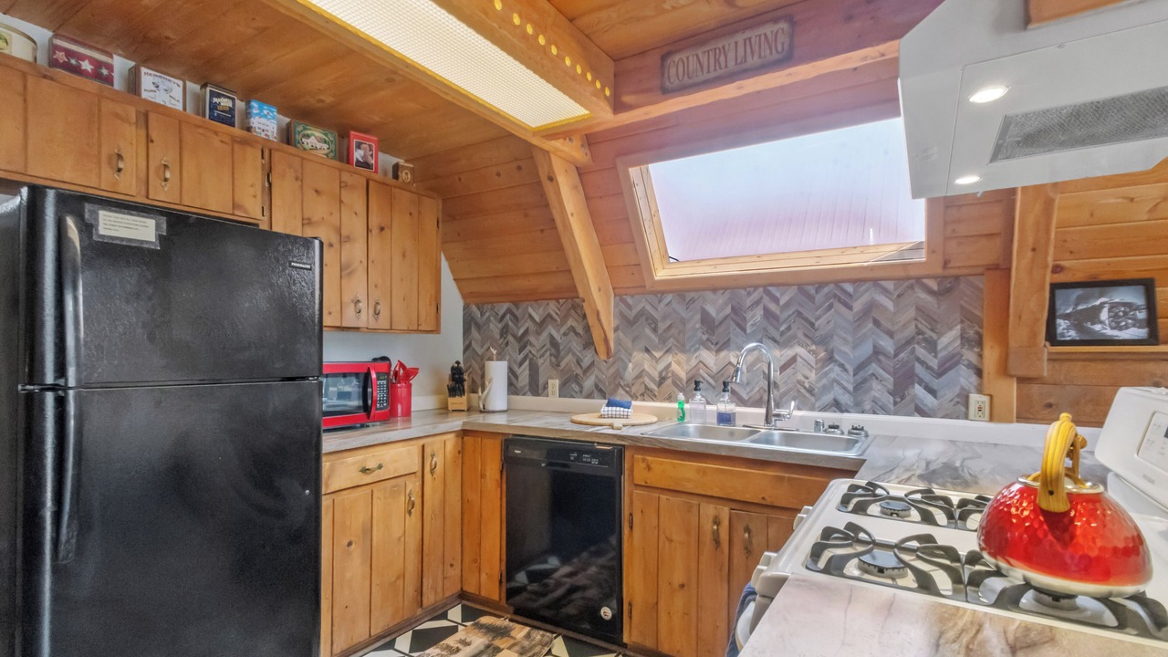 Photo of Kitchen in Red River
