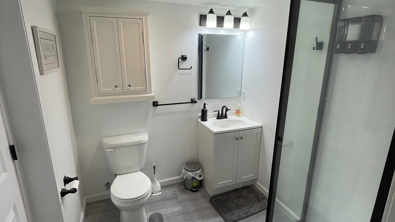 Photo of Bathroom in Clear Lake