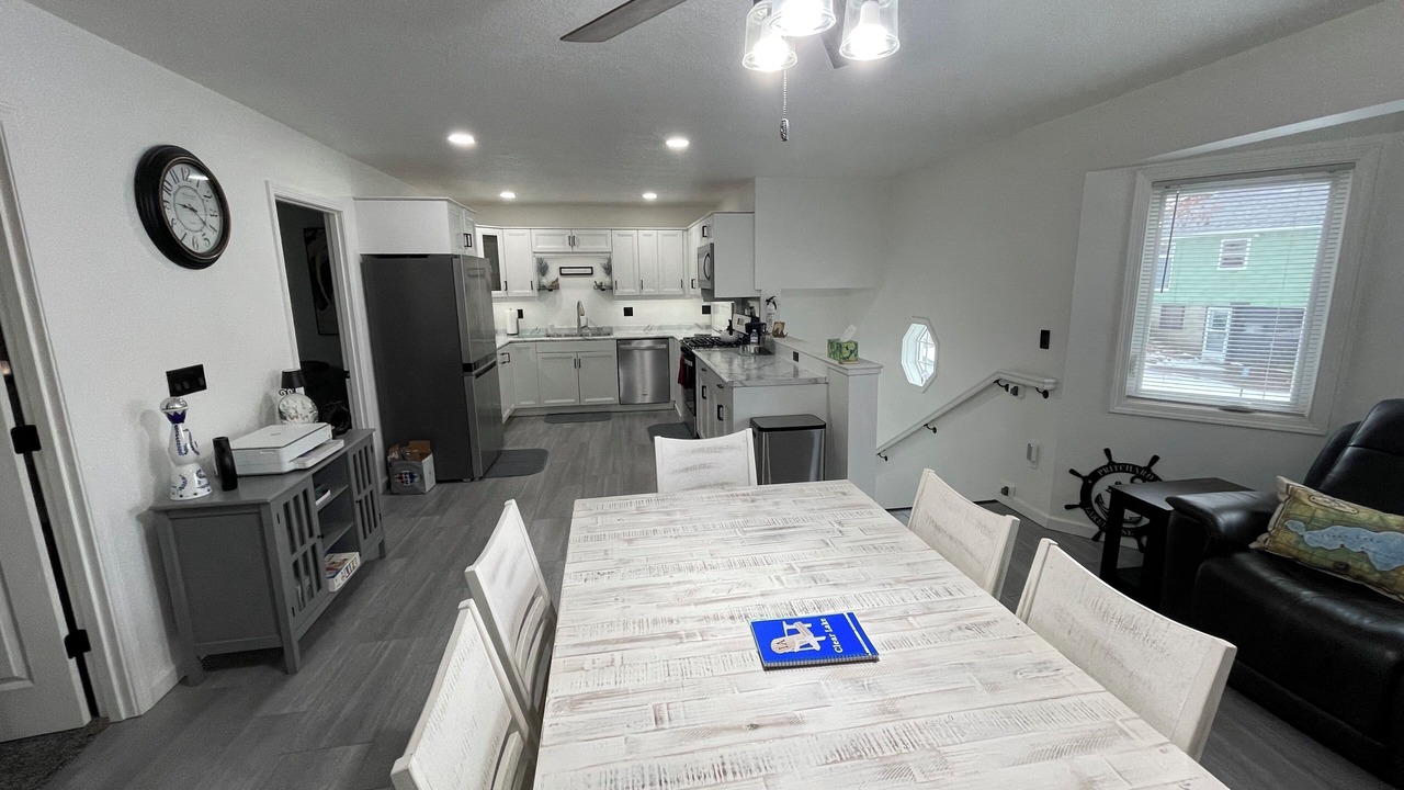Photo of Bedroom in Clear Lake