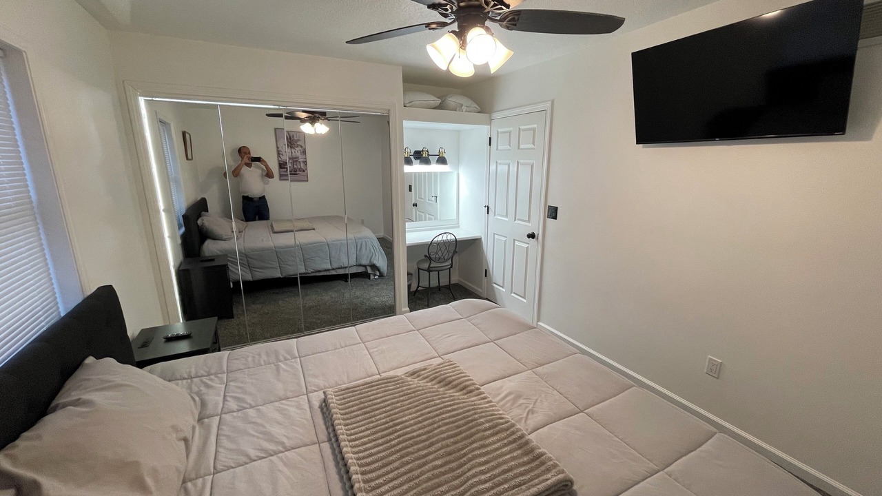 Photo of Bedroom in Clear Lake