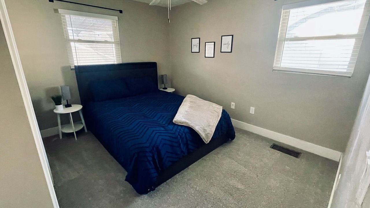 Photo of Bedroom in Lincoln