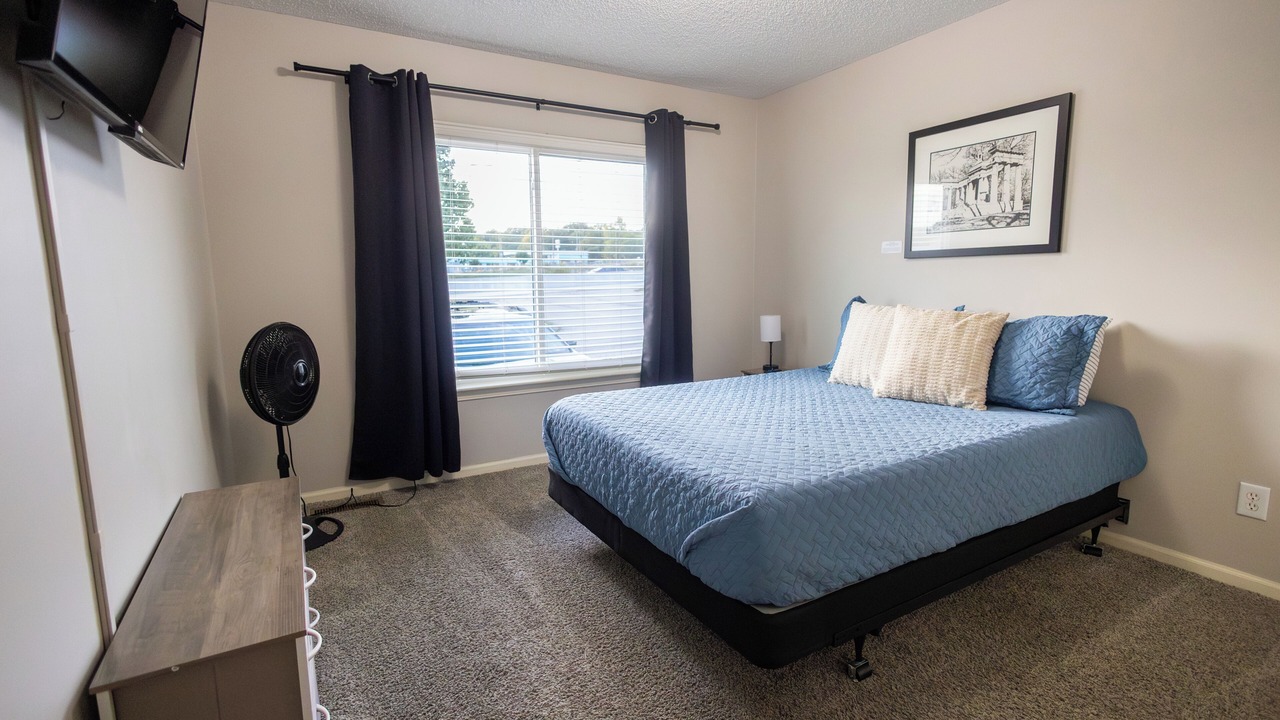 Photo of Bedroom in Grandview