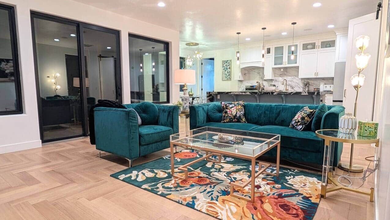 Photo of Livingroom in Torrey