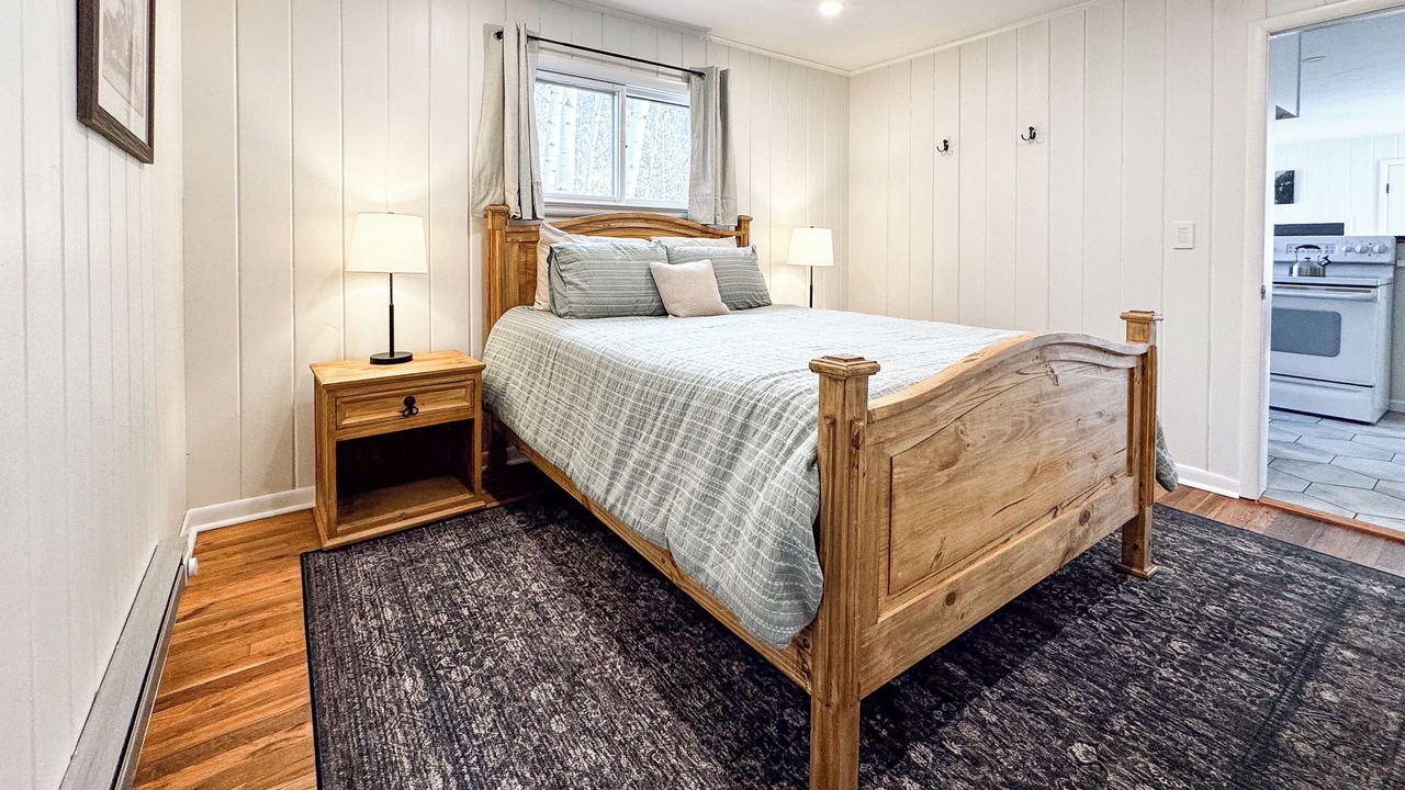 Photo of Bedroom in Historic District