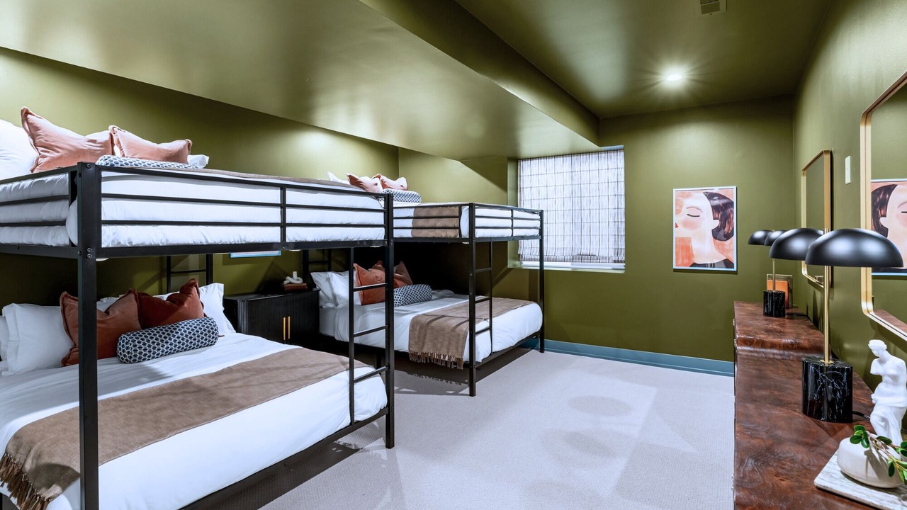 Photo of Bedroom in Mountain View