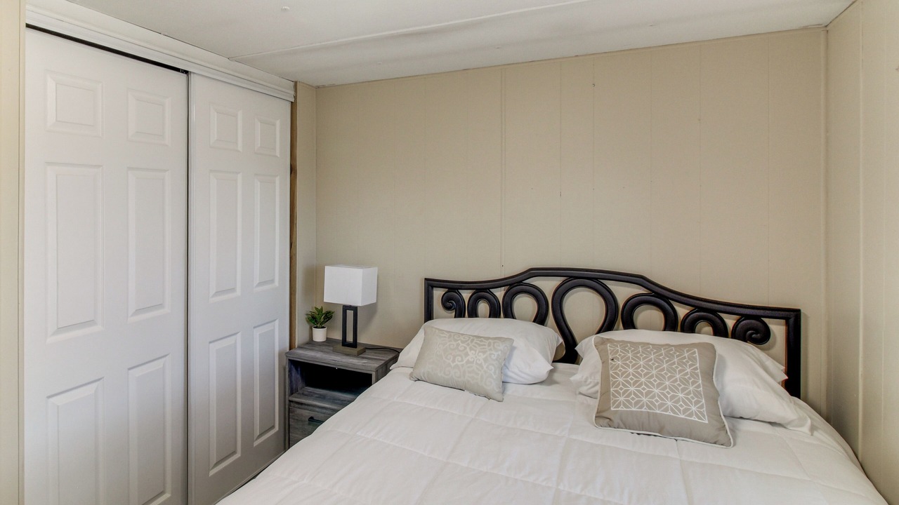 Photo of Bedroom in Adams