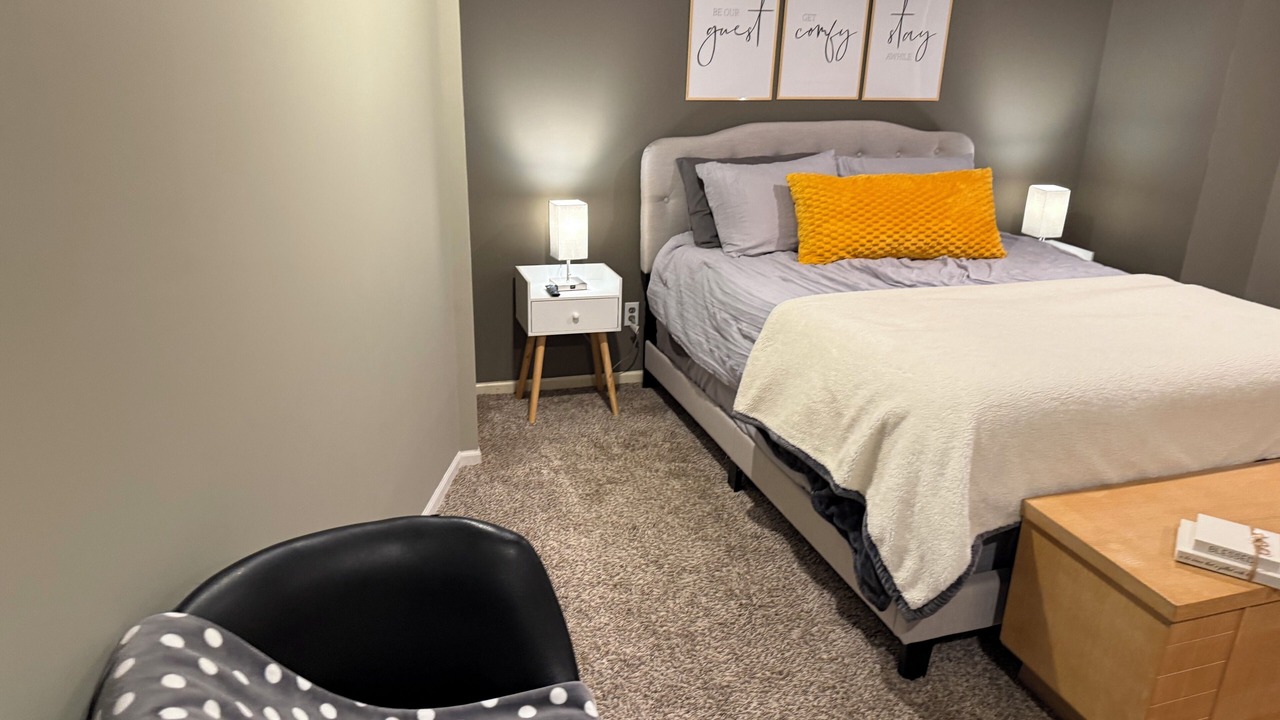 Photo of Bedroom in Blue Springs