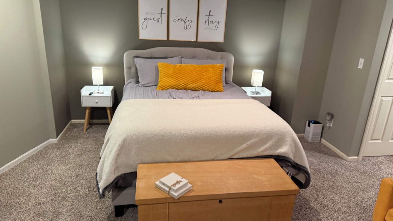 Photo of Bedroom in Blue Springs