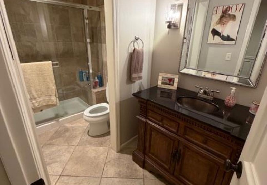 Photo of Bathroom in Prairie Village