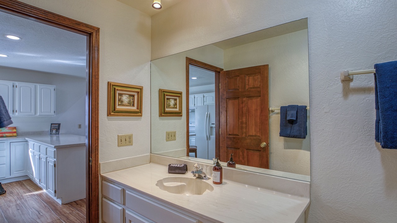 Photo of Bathroom in San Juan River Village