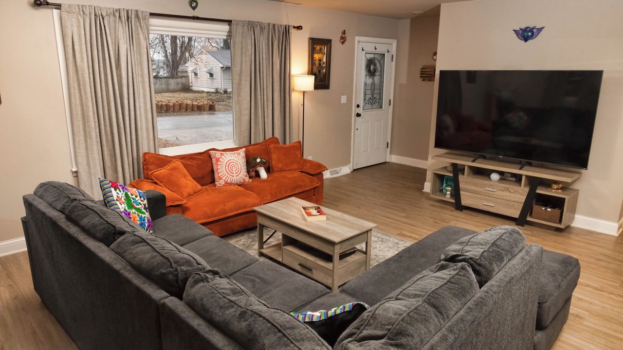 Photo of Livingroom in Shawnee