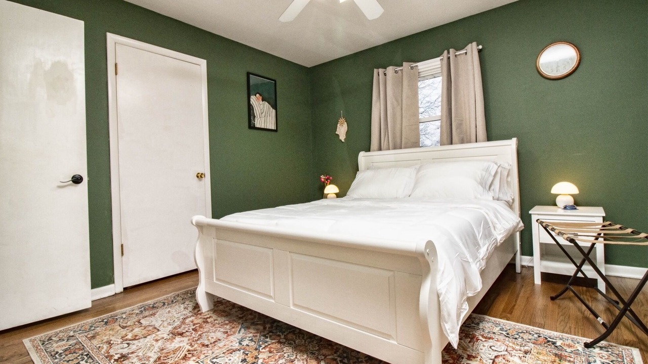 Photo of Bedroom in Shawnee
