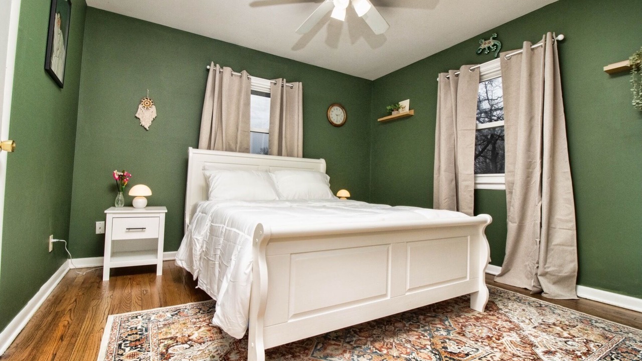 Photo of Bedroom in Shawnee