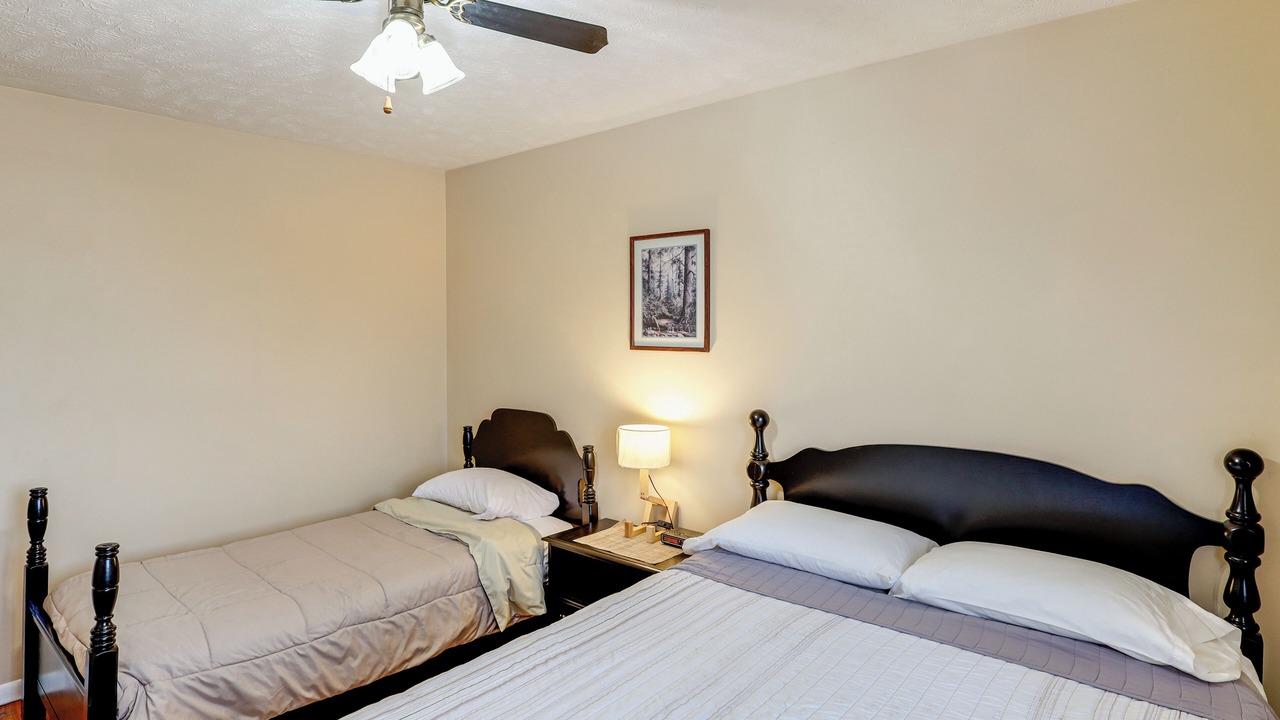 Photo of Bedroom in Millard