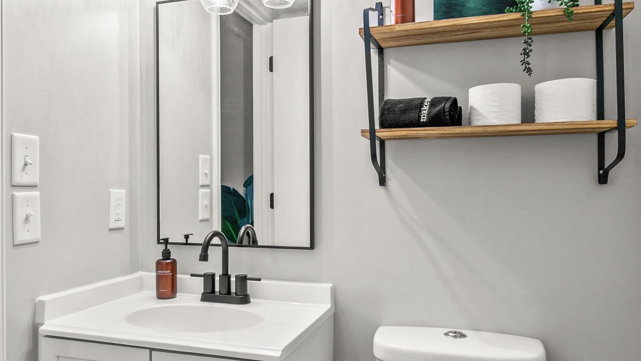 Photo of Bathroom in South Central Omaha
