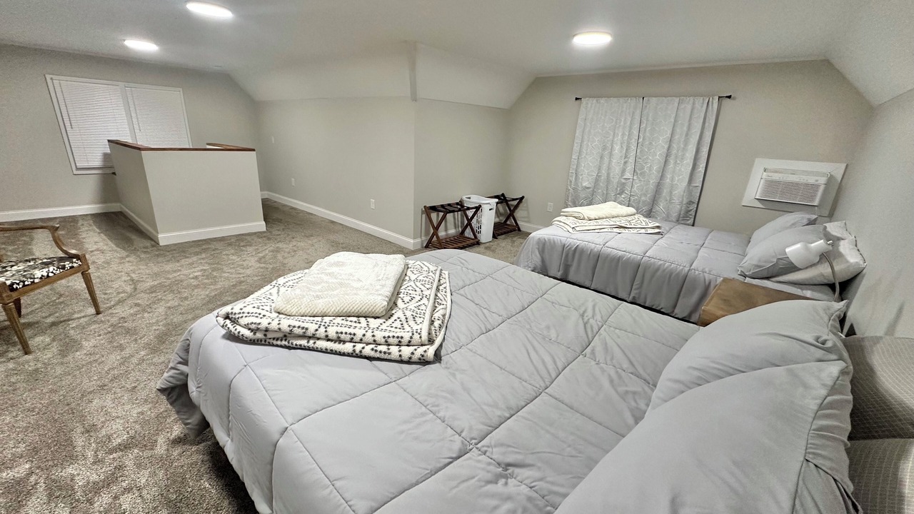 Photo of Bedroom in Maryville