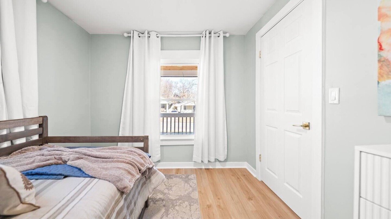 Photo of Bedroom in Rosedale
