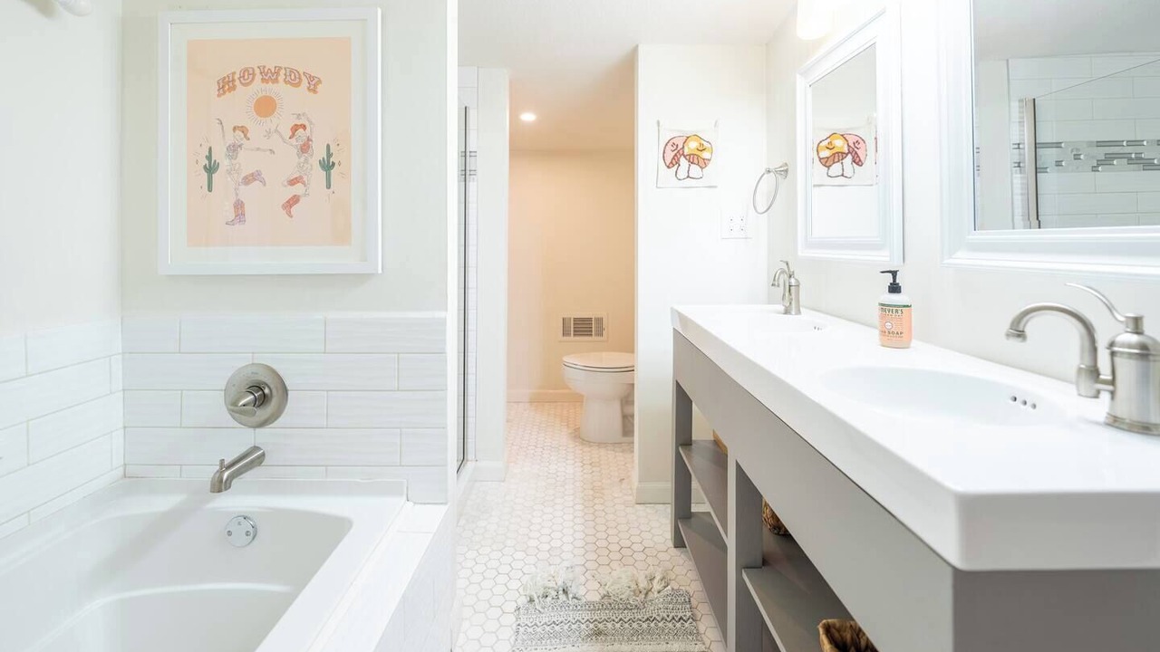 Photo of Bathroom in Roeland Park