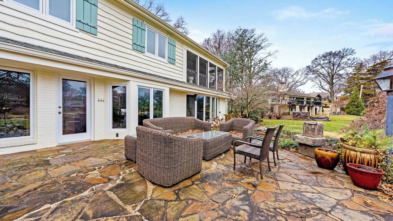Photo of Patio Balcony in Leawood