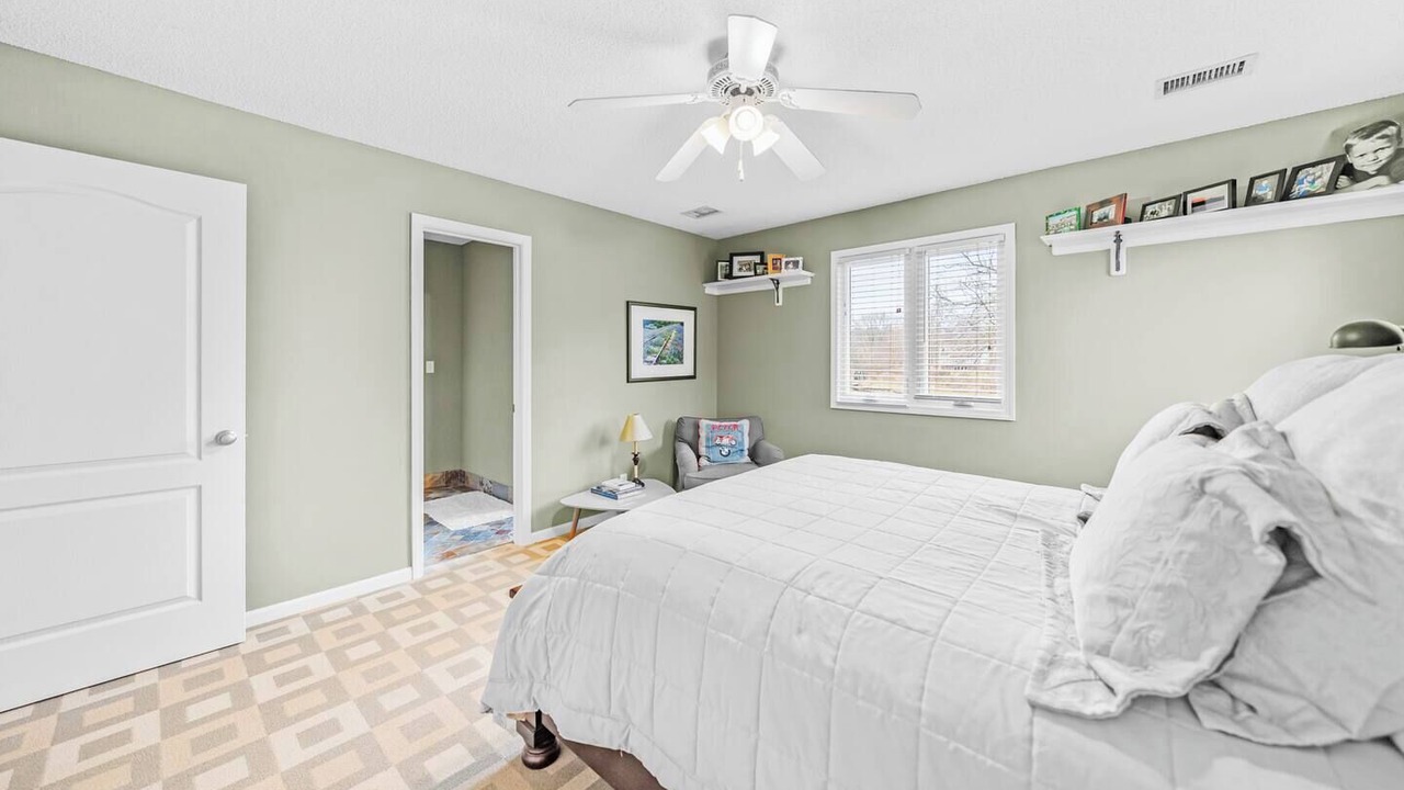 Photo of Bedroom in Leawood