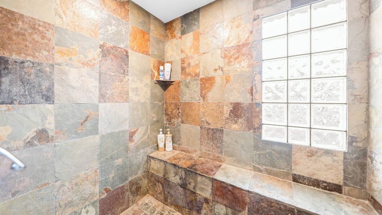 Photo of Bathroom in Leawood