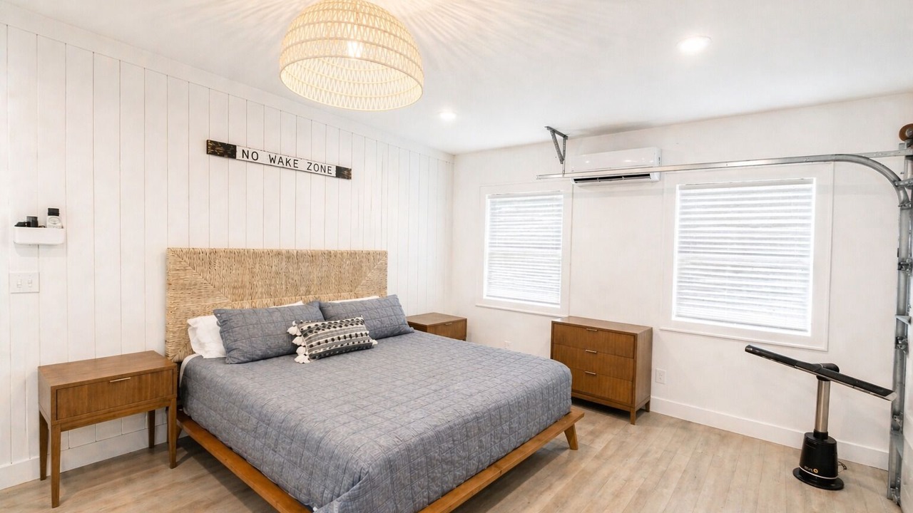 Photo of Bedroom in Alma