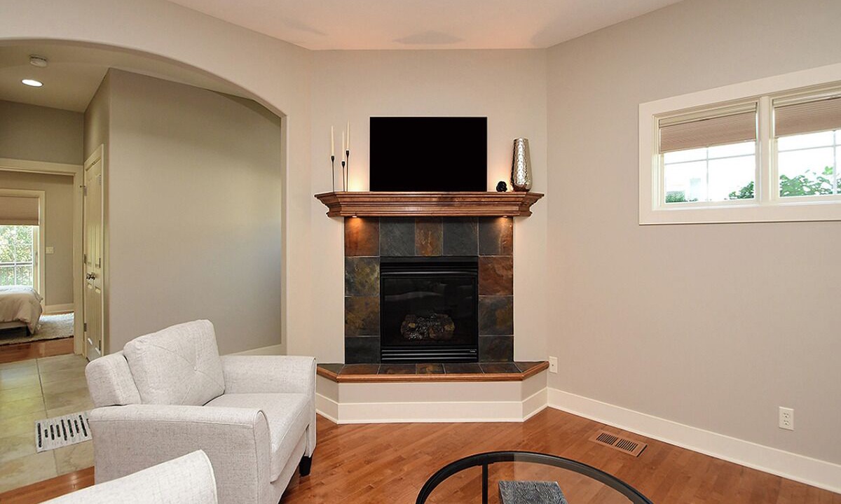 Photo of Livingroom in Dundee-Happy Hollow Historic District