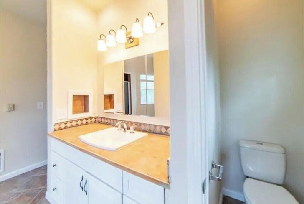 Photo of Bathroom in Michigan Hill