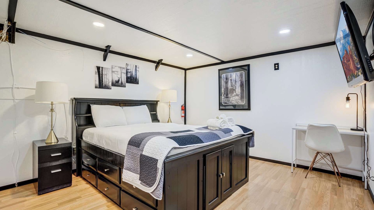 Photo of Bedroom in Deer Trail