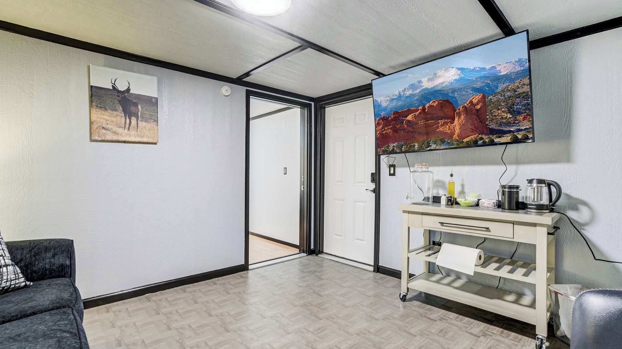 Photo of Livingroom in Deer Trail