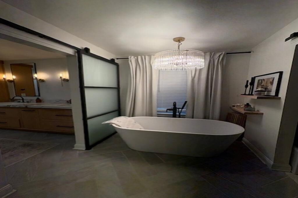 Photo of Bathroom in South Hyde Park
