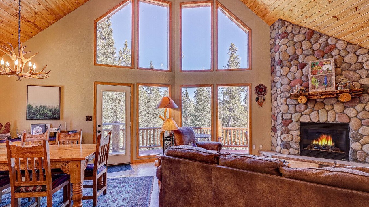 Photo of Livingroom in Valley of the Sun