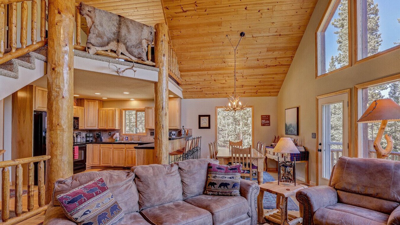 Photo of Livingroom in Valley of the Sun