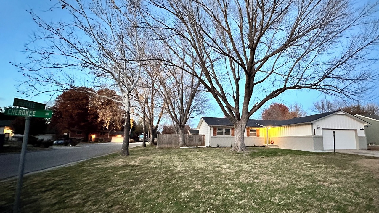 Photo of Outdoor in Kechi