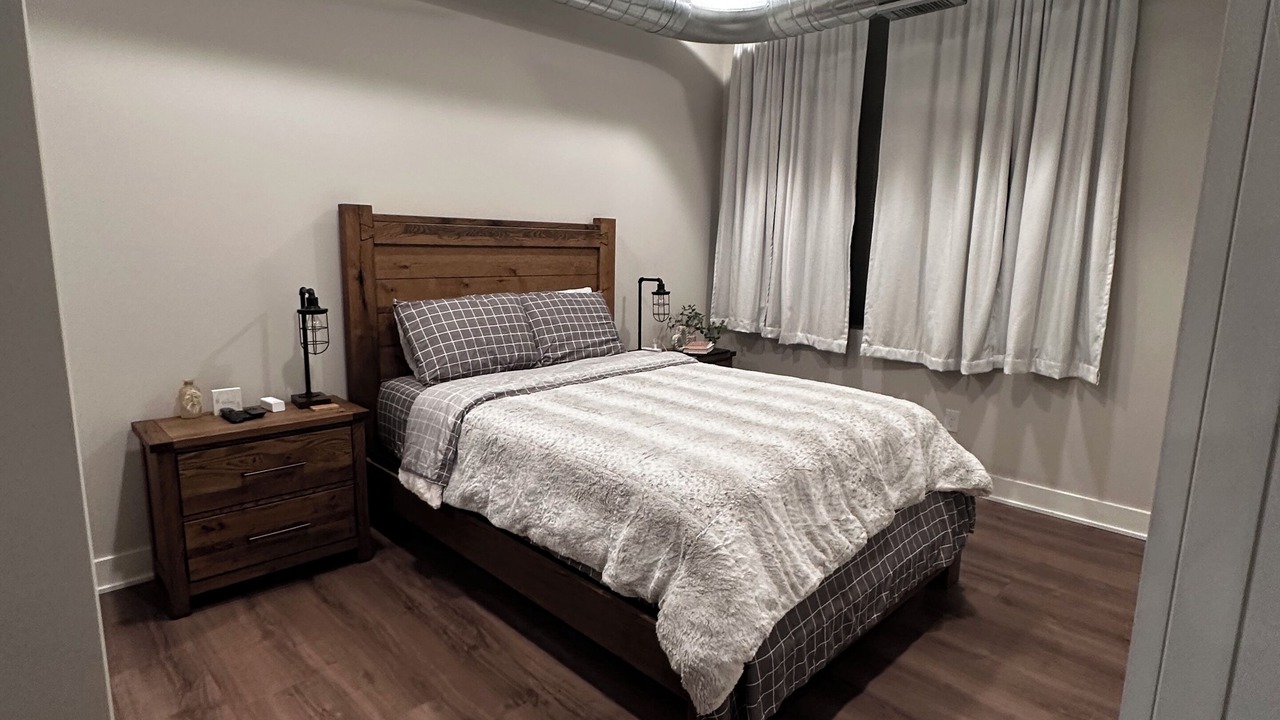 Photo of Bedroom in Downtown Lincoln