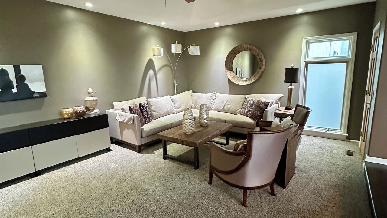 Photo of Livingroom in West Omaha