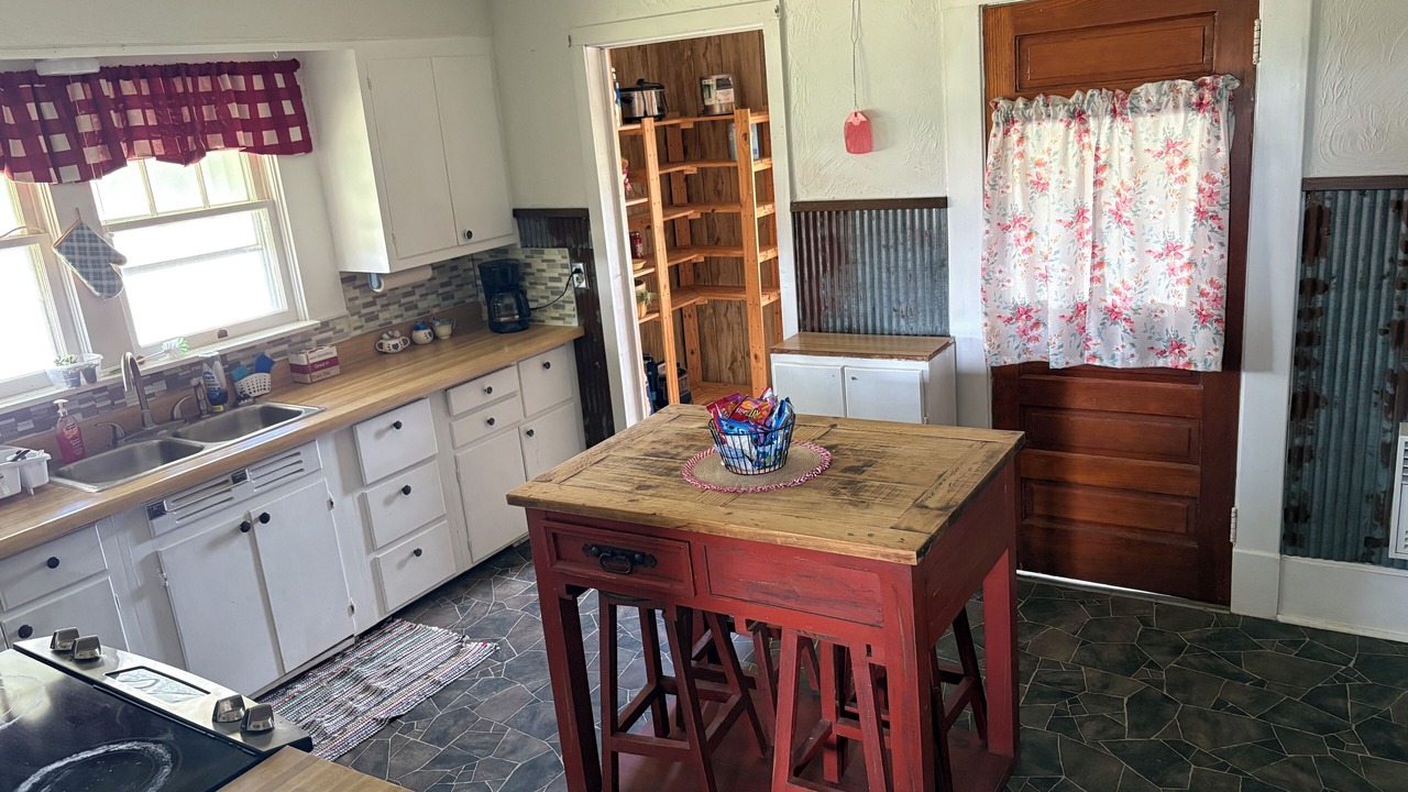Photo of Kitchen in Garland