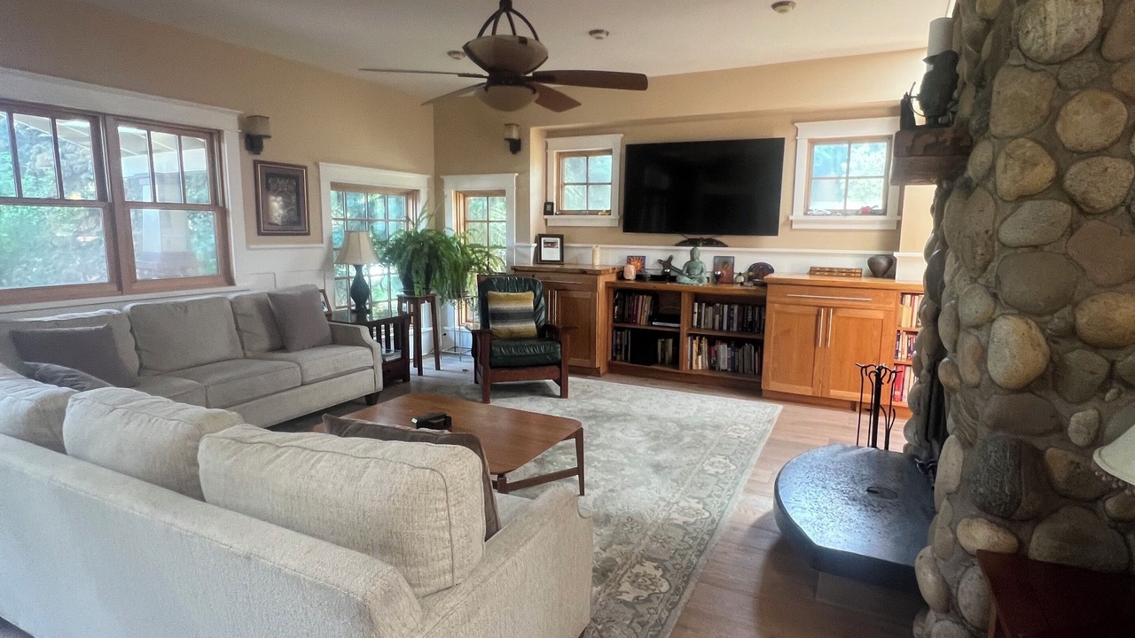 Photo of Livingroom in Old North Boulder