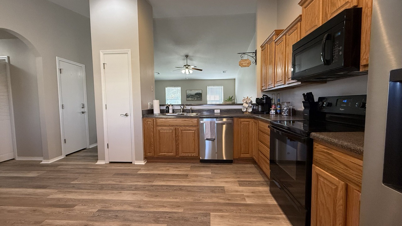 Photo of Bedroom in Broken Arrow