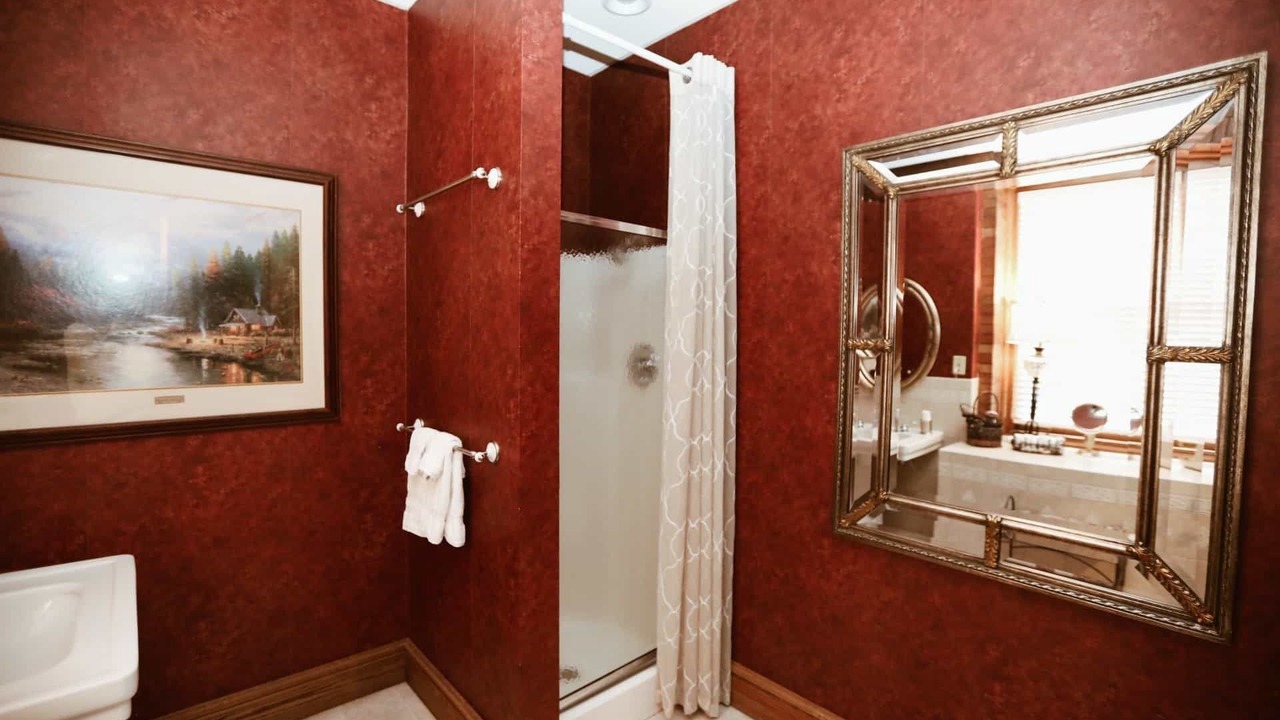 Photo of Bathroom in Hanover Place