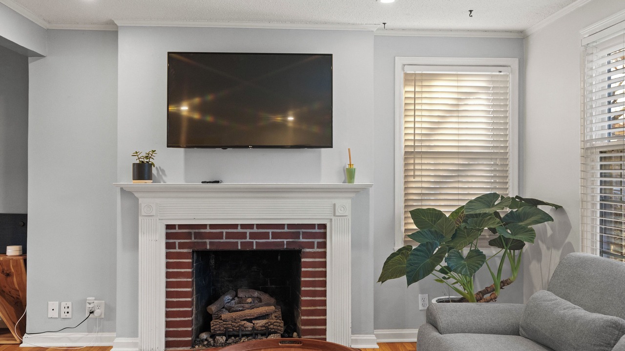 Photo of Livingroom in Prairie Village