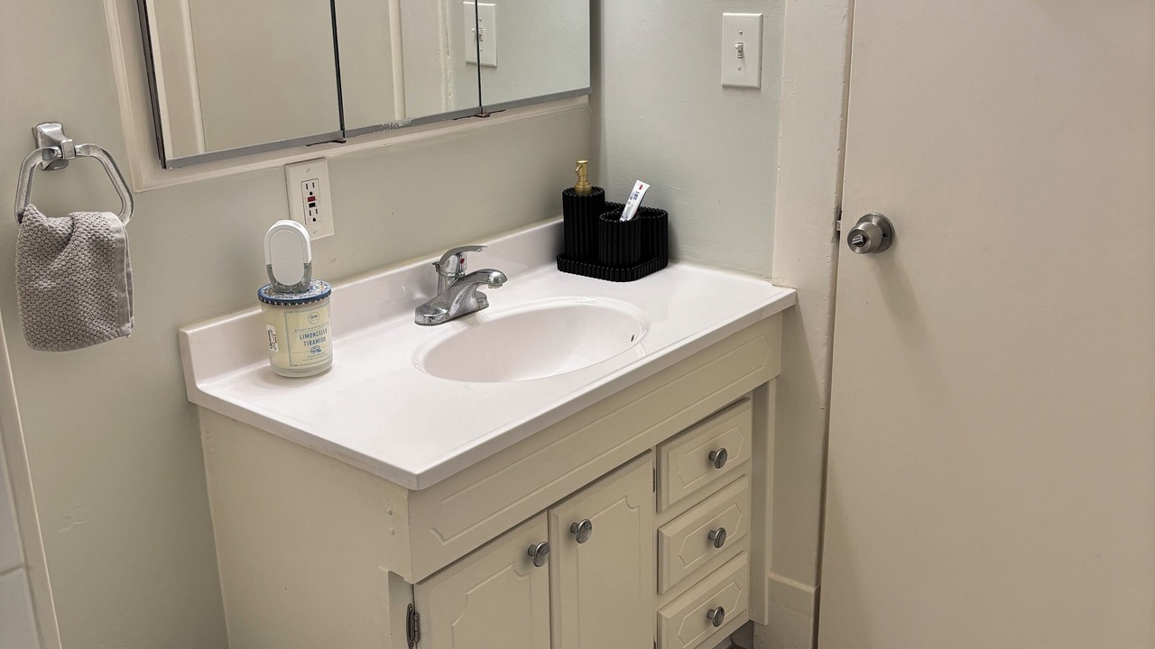 Photo of Bathroom in Rosedale