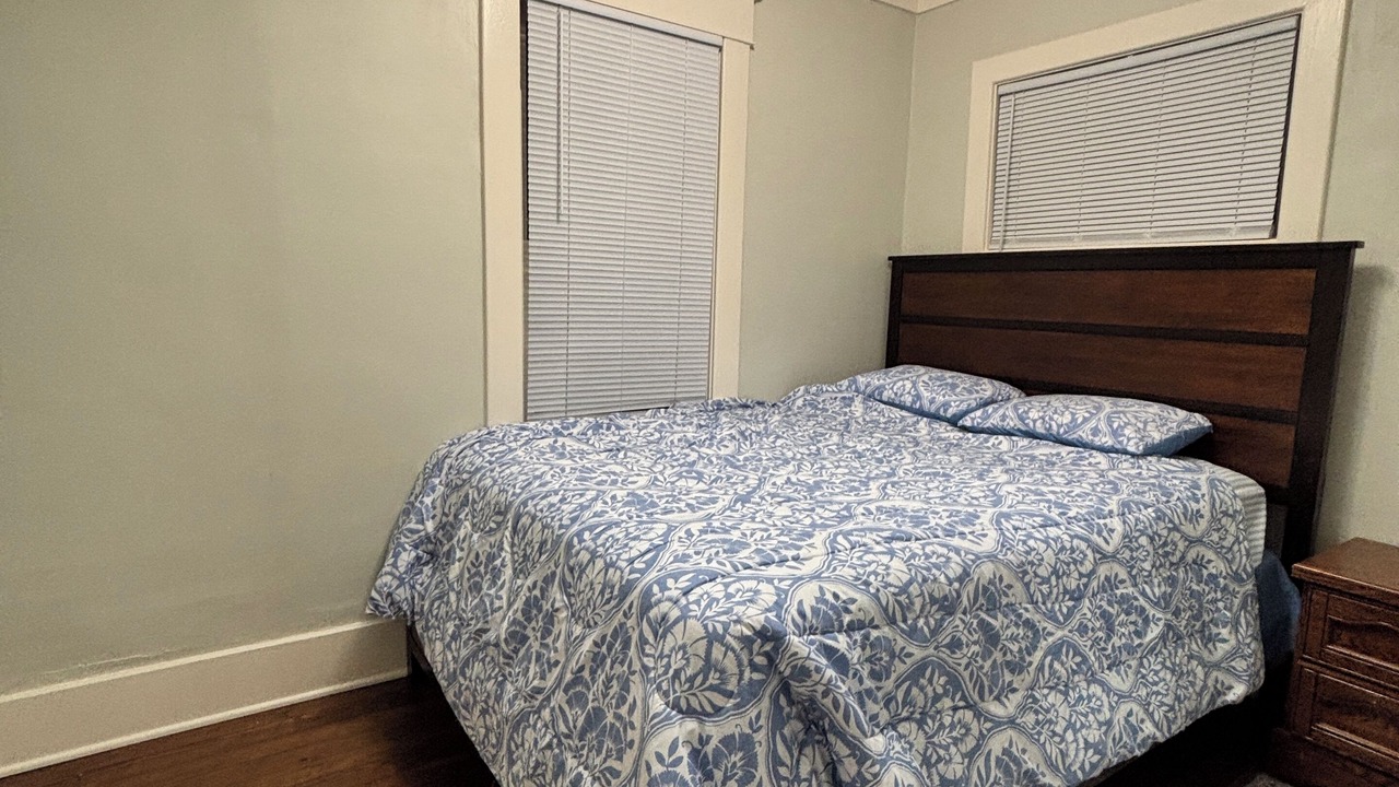 Photo of Bedroom in Rosedale