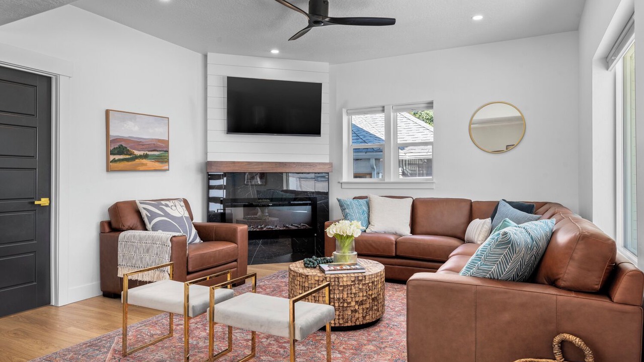 Photo of Livingroom in Provo