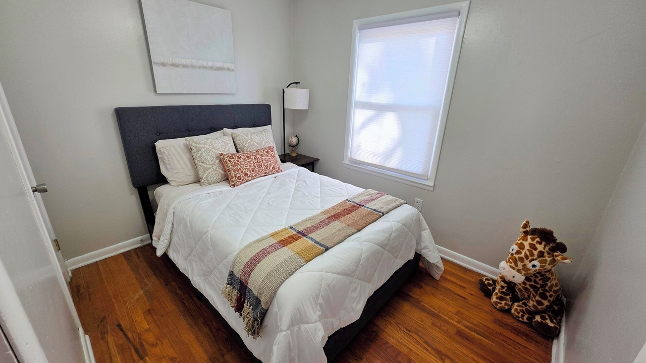 Photo of Bedroom in Lee's Summit
