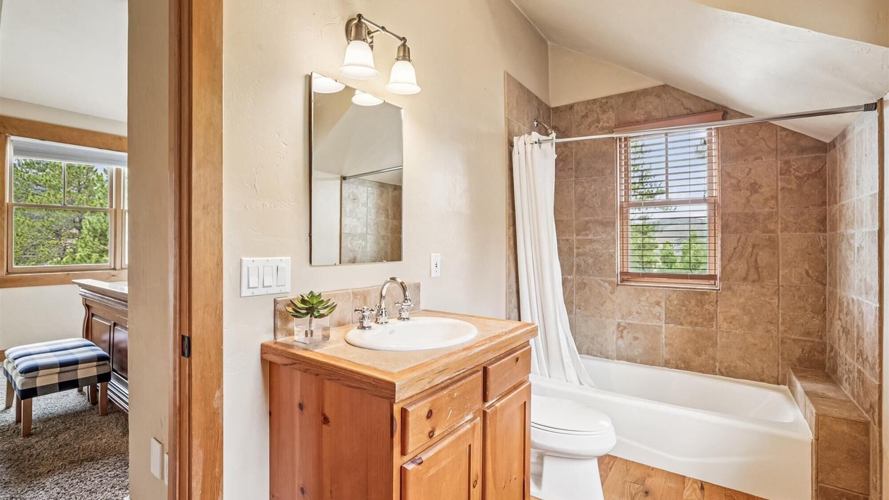 Photo of Bathroom in The Highlands