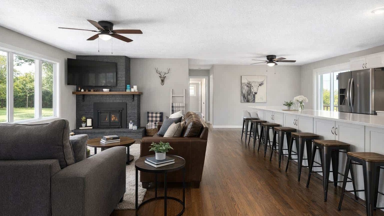 Photo of Livingroom in Cass County
