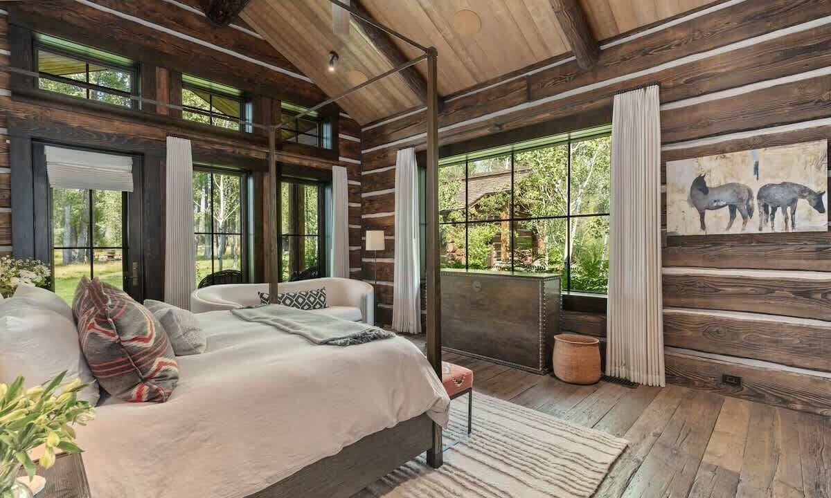 Photo of Bedroom in John Dodge