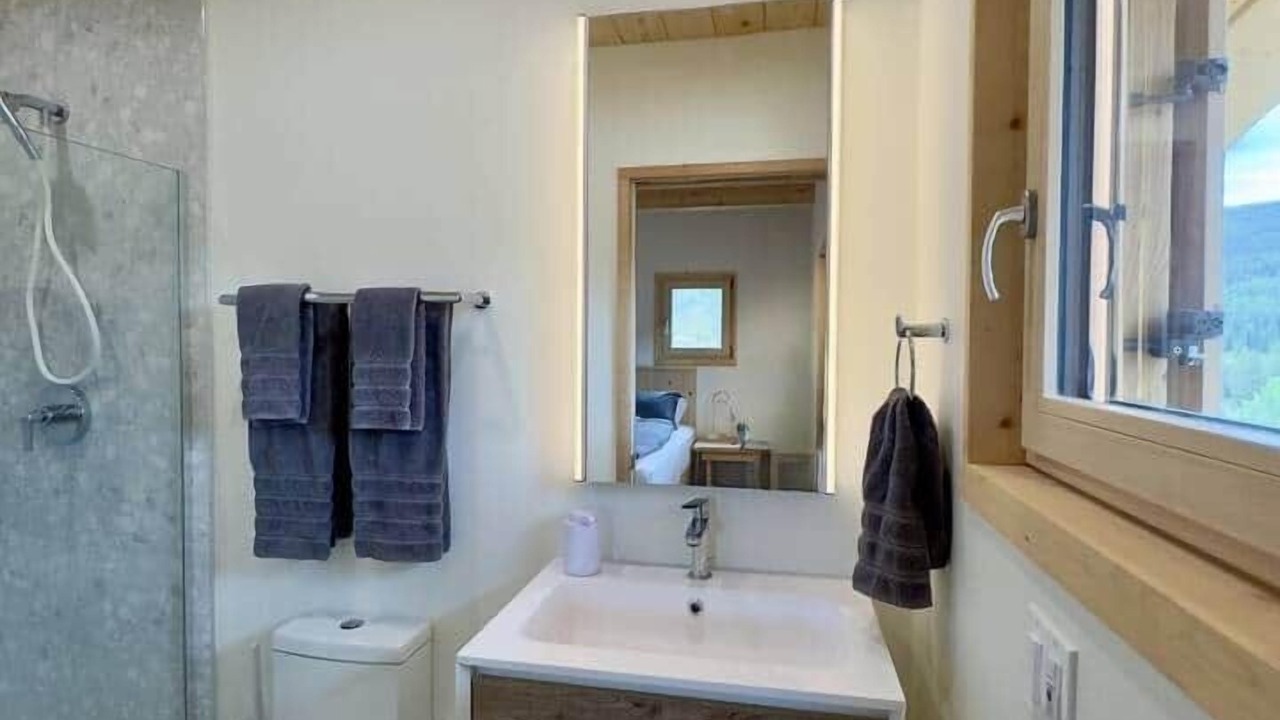Photo of Bathroom in Red Cliff