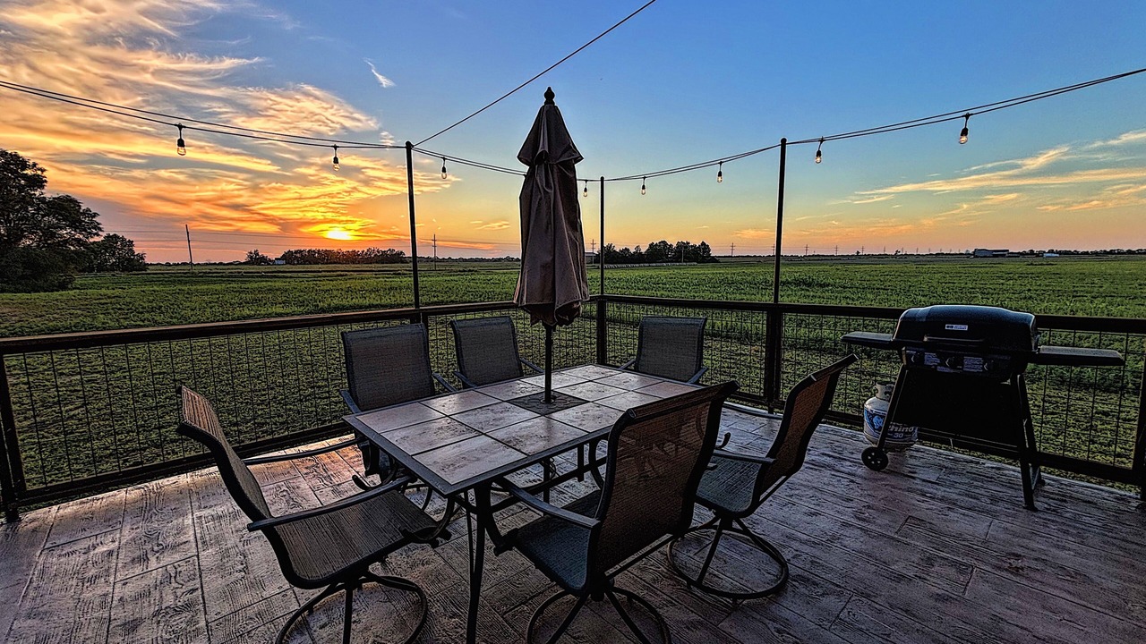 Photo of Outdoor in Hutchinson